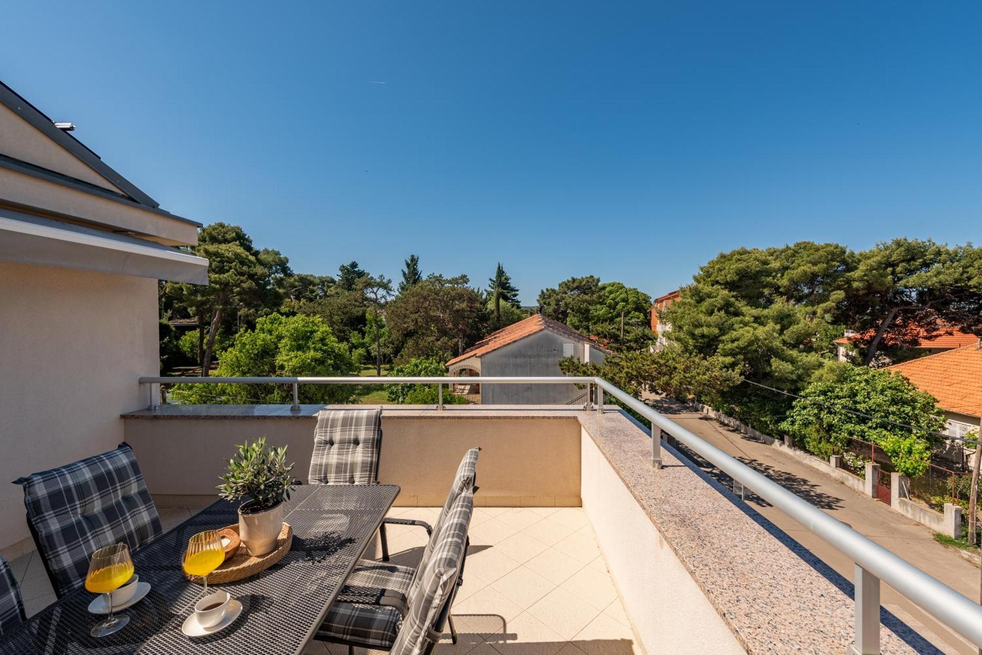 Apartments L&D ビオグラード・ナ・モル エクステリア 写真