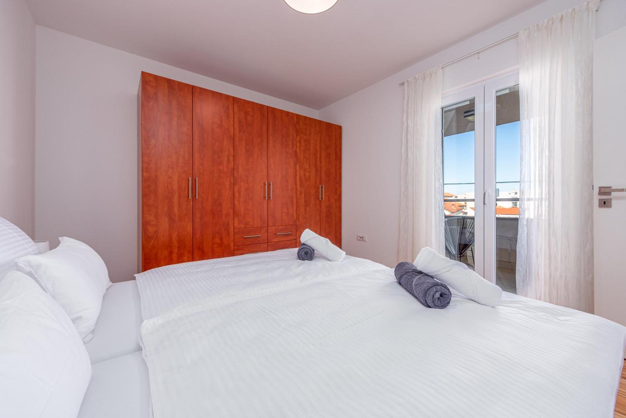 Apartments L&D ビオグラード・ナ・モル エクステリア 写真