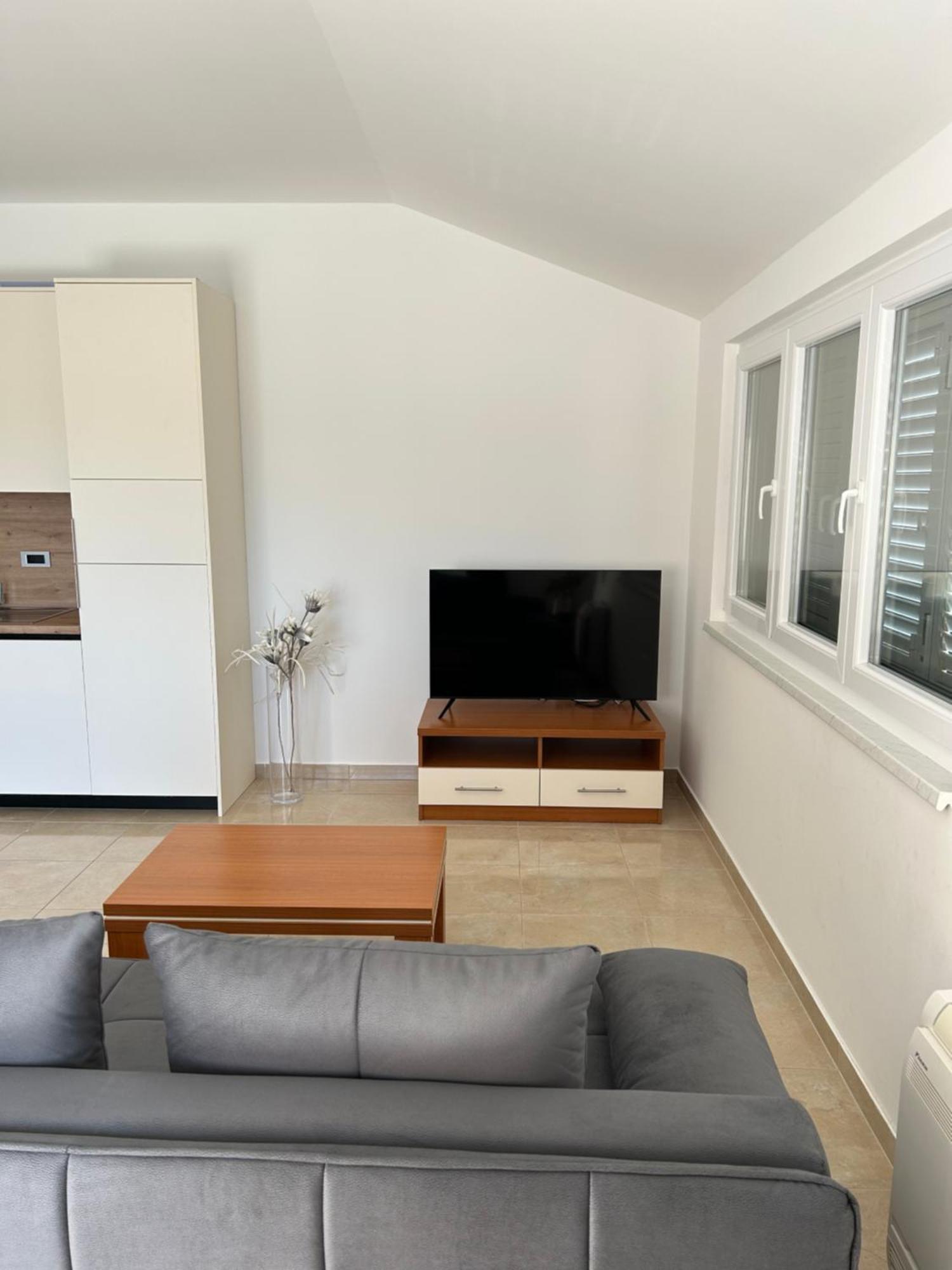 Apartments L&D ビオグラード・ナ・モル エクステリア 写真
